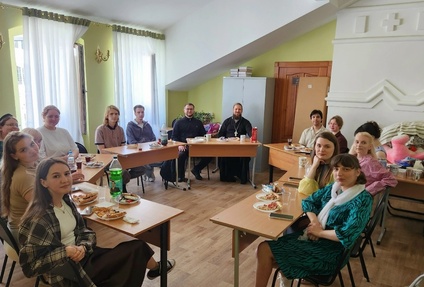 
    Встреча молодёжного отдела
    Новости
  