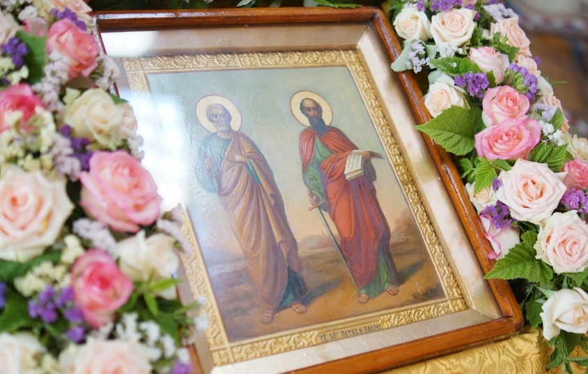 В день празднования апостолов Петра и Павла