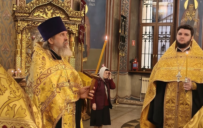 В день преставления Апостола и Евангелиста Иоанна Богослова